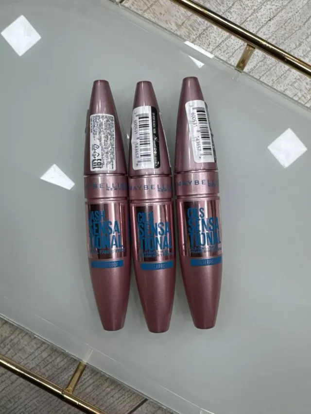 Maybelline Lash Sensational Waterproof tush